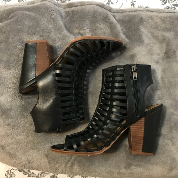 Dolce Vita Shoes - 🎉HP🎉Dolce vita like new heels